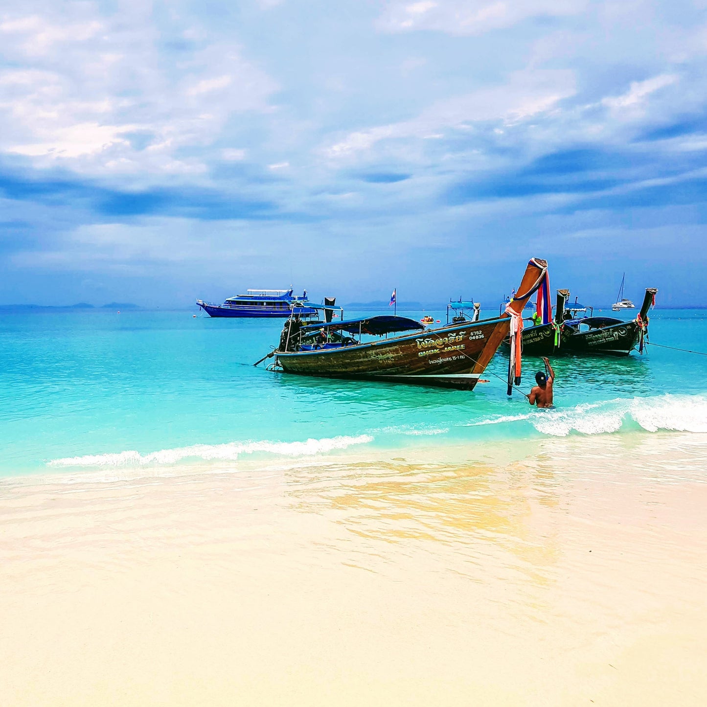 South-East Asia 6-in-1 Travel eSIM: 7-30 Day Unlimited Data with Various Plans for Thailand, Singapore, Malaysia, Indonesia, Philippines and Cambodia