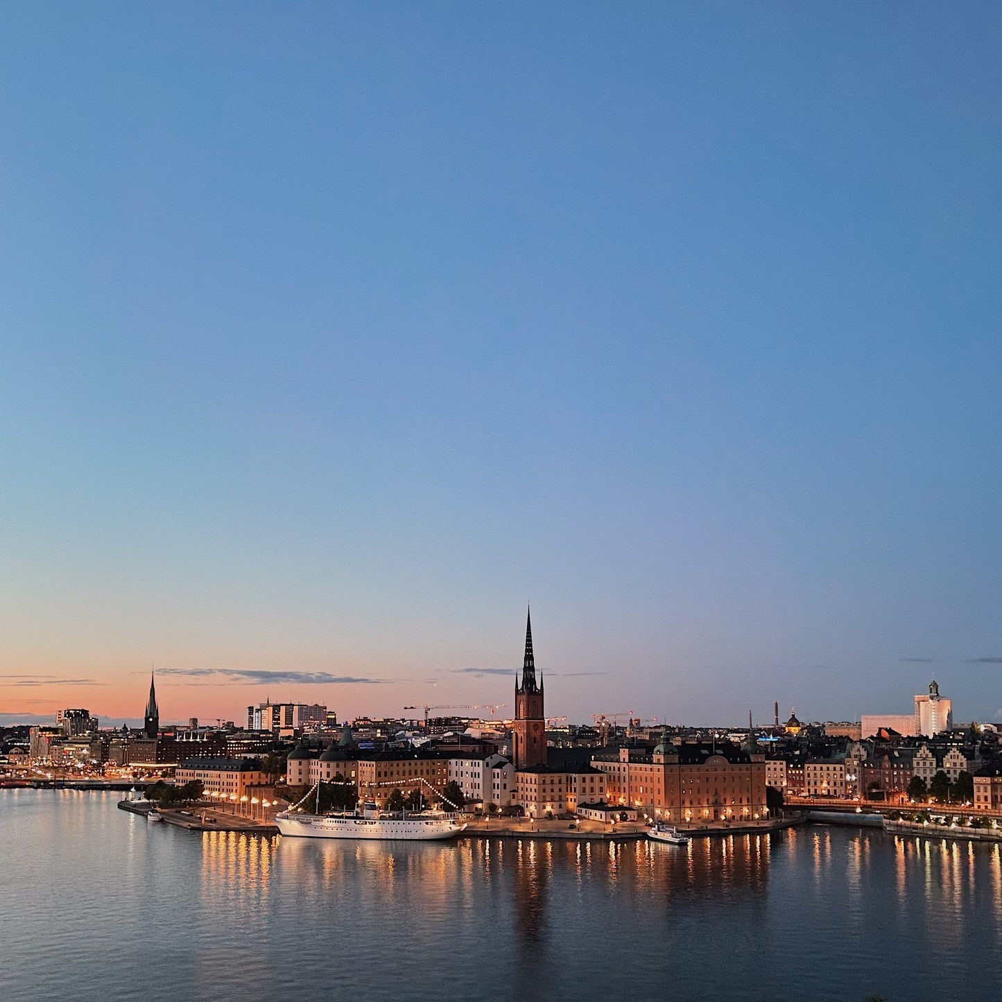 Nordic 5-in-1 Travel SIM Card: 7-180 Day Unlimited Data with Various Plans for Sweden, Norway, Denmark, Finland and Iceland